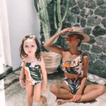 ⁦Girls One Piece Swimsuit (4 sizes From 6M to 4Y) # A - Mix and Max - Sizes: From 80 6-12 M to 110 3-4 Y⁩ - الصورة ⁦5⁩