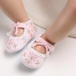 Baby Shoes - Mix and Max - Colors: Pink, Red, and White - Sizes: 3 M to 6 M 11 cm, 6 M to 9 M 12 cm, 9 to 12 M 13 cm - Image 4
