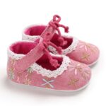 Baby Shoes - Mix and Max - Colors: Pink, Red, and White - Sizes: 3 M to 6 M 11 cm, 6 M to 9 M 12 cm, 9 to 12 M 13 cm